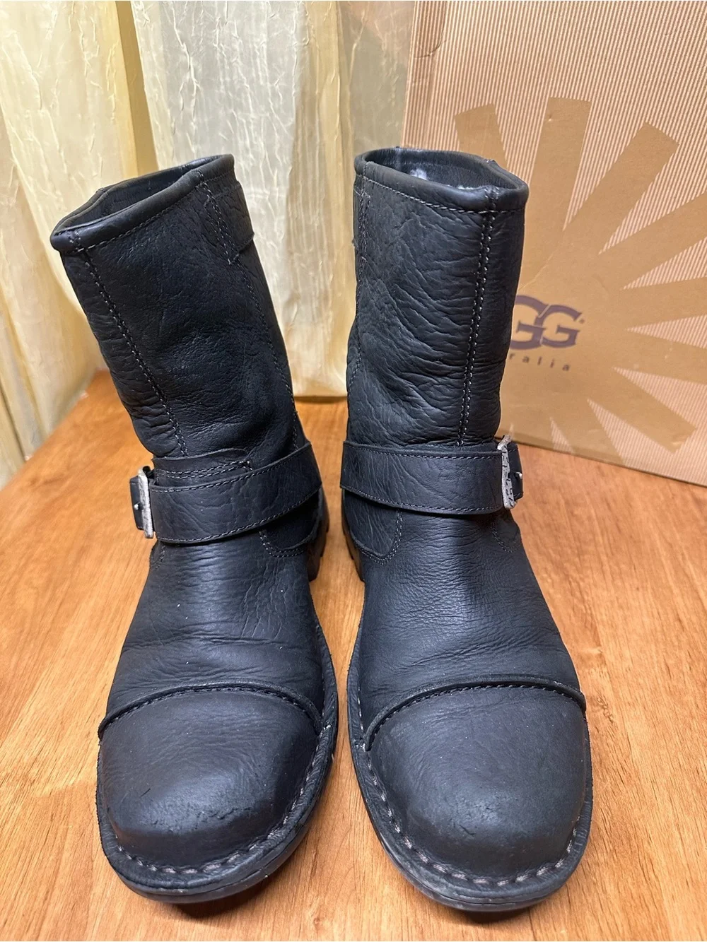 UGG men rockville